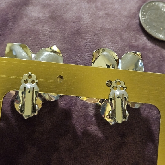 Brushed Silver ton Floral Rose Clip-on Earrings, Aurora Borealis - Picture 7 of 7